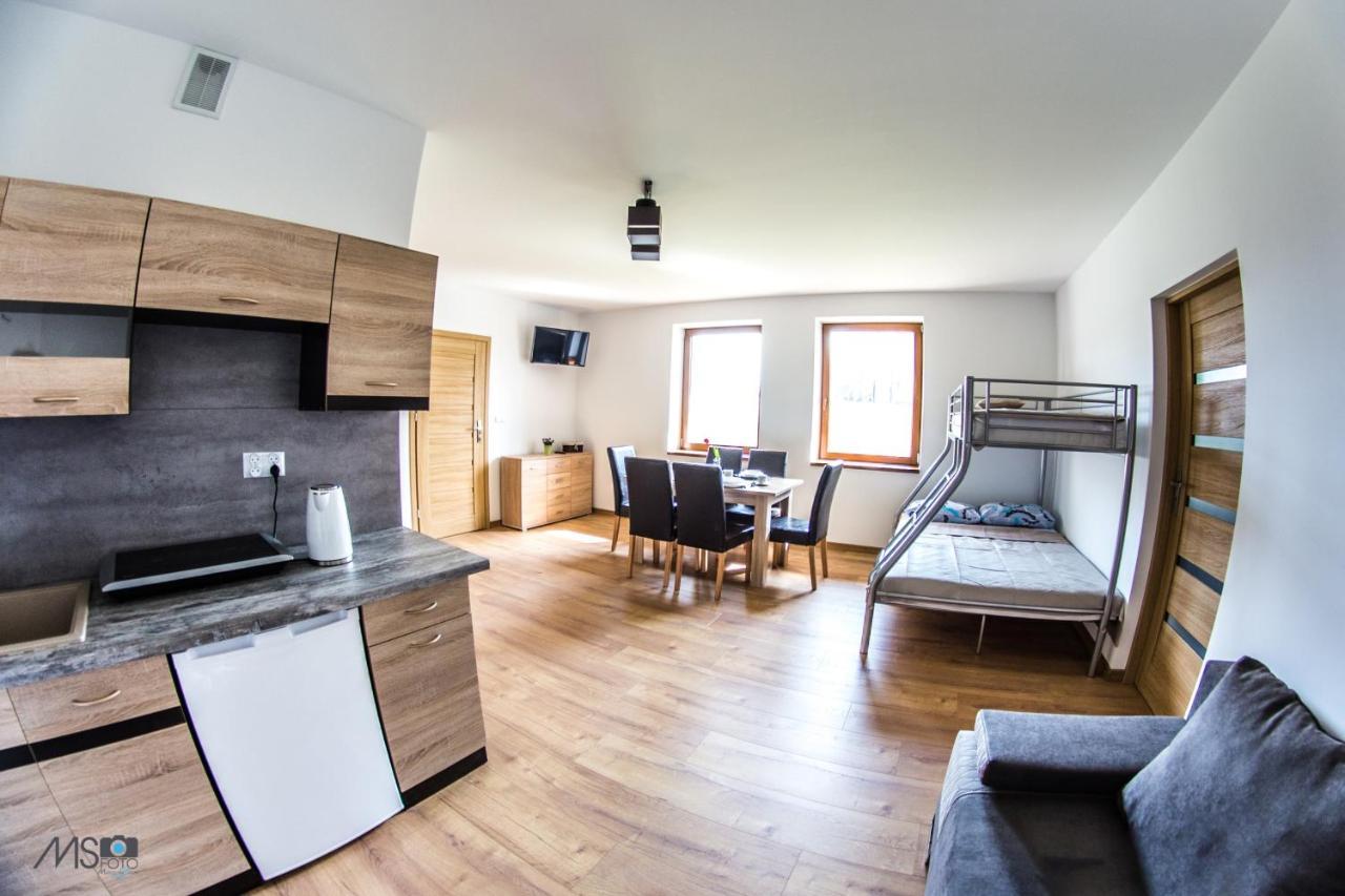 Apartamenty Tilia Laskowa - Zator المظهر الخارجي الصورة